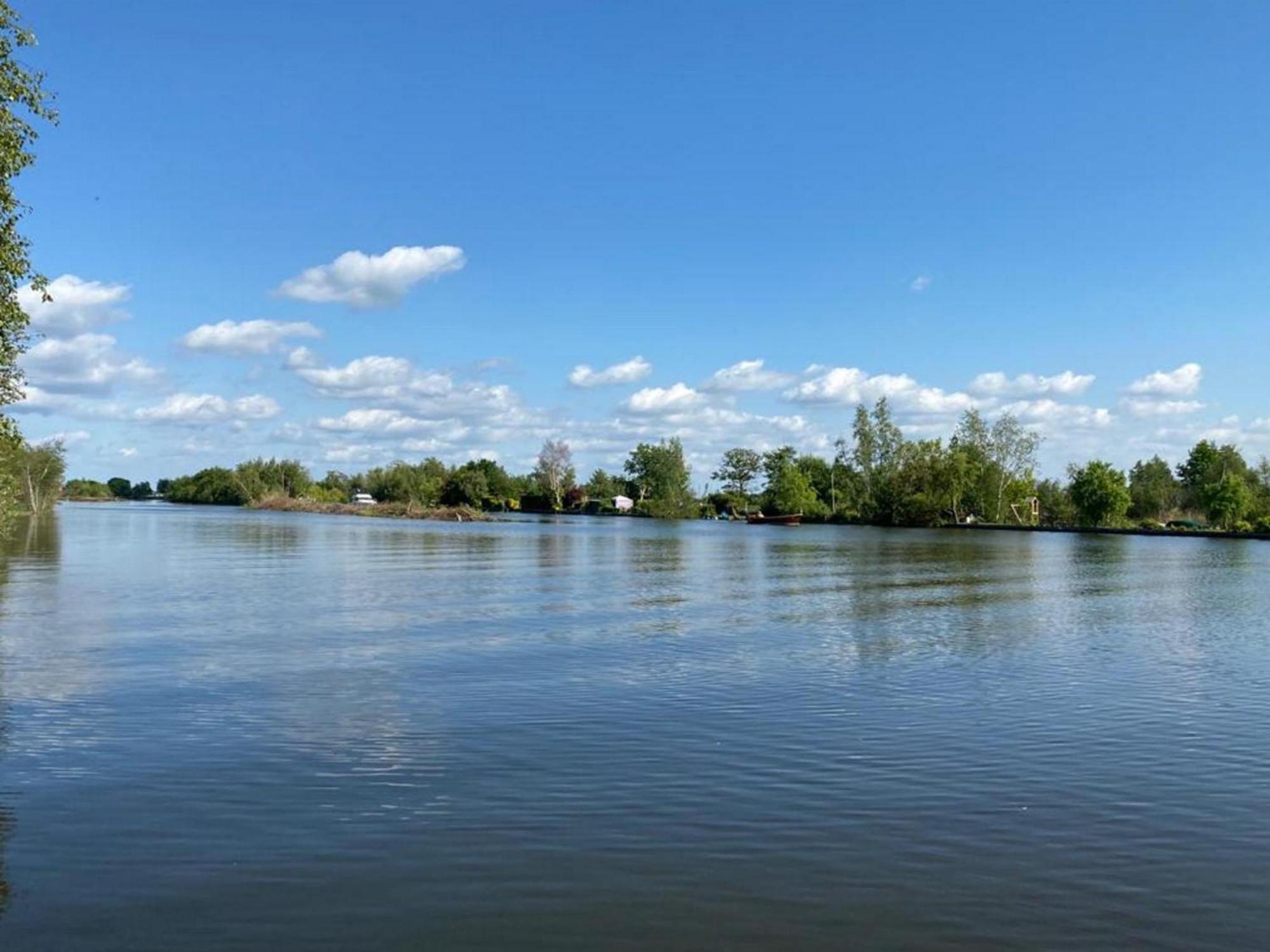 Zwaan 24-7 Villa บรอยเคเลน ภายนอก รูปภาพ